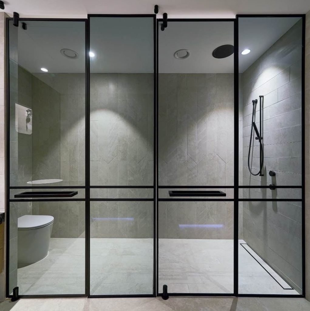 10mm Pivot Shower Screen